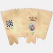 金エレガント箔と50周年記念ポップコーン フェイバーボックス (見開き)