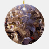 金カーニバルのコスチュームが付いているベニス風のカップル セラミックオーナメント (裏面)