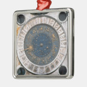 金ゴールドおよびエナメルの文字盤、Ma始まるデザイン メタルオーナメント (左)