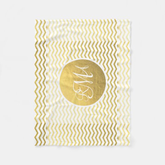 金ゴールドおよびシェブロンの白いモノグラムのなパーソナライズ フリースブランケット (正面)