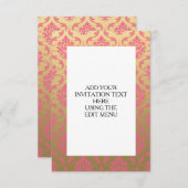 金ゴールドおよびピンクのクラシックなダマスク織 招待状 (正面/裏面)