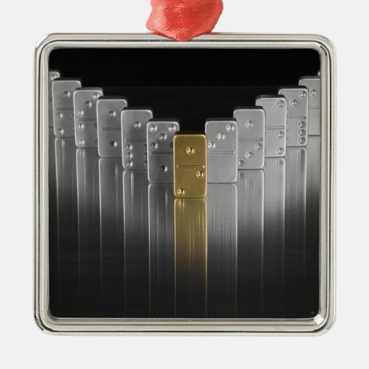 金ゴールドおよび銀のドミノ メタルオーナメント (正面)