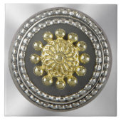 金ゴールドおよび銀製の円形浮彫り タイル (正面)