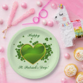 金ゴールドでトリミングされた緑のハートとシャムロック ペーパープレート (パーティー)