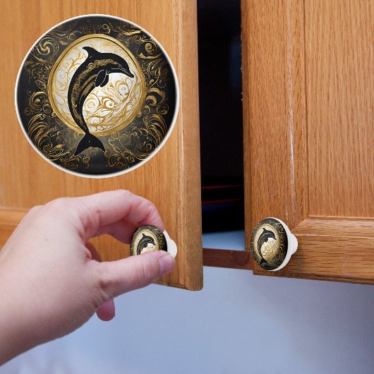 金ゴールドとクロイルカが月明かりの下で セラミックノブ