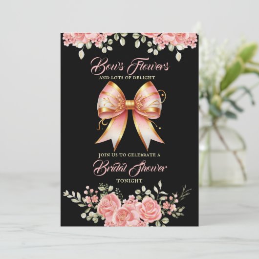 金ゴールドとピンクのフローラボウブライダルシャワー 招待状 (スタンド正面)