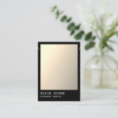 金ゴールドとブラックネックレスディスプレイの名刺 名刺 (スタンド正面)