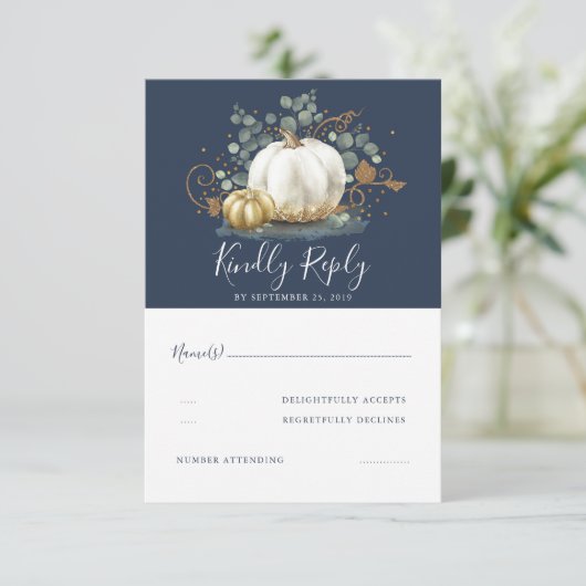 金ゴールドとホワイトカボチャ秋の結婚式RSVP 出欠カード (スタンド正面)