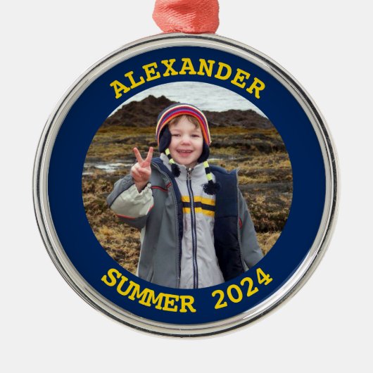 金ゴールドと海軍パーソナライズされたラウンド家族の写真 メタルオーナメント (正面)