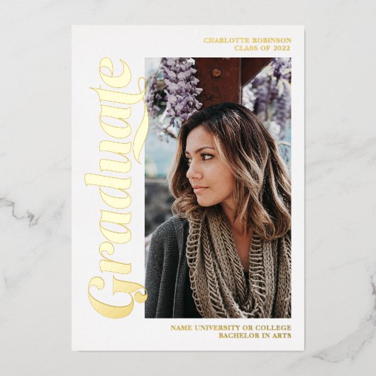 金ゴールドと白の卒業生の台本3枚の写真卒業 箔招待状 (正面)