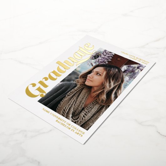 金ゴールドと白の卒業生の台本3枚の写真卒業 箔招待状 (回転した状態)