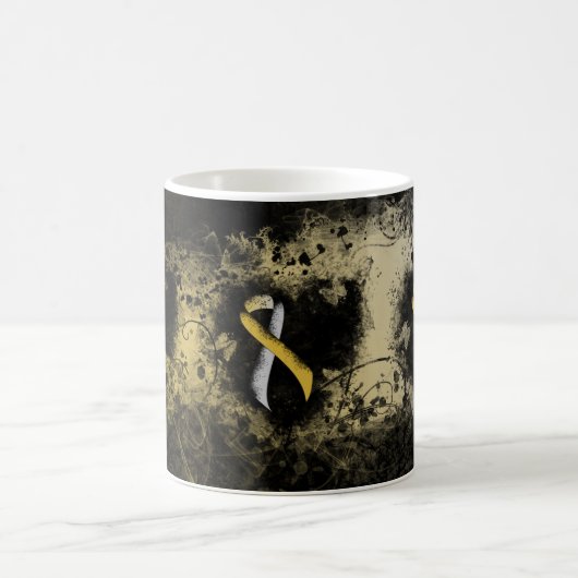 金ゴールドと銀のリボンのグランジハート コーヒーマグカップ (中央)