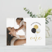 金ゴールドと黒のバルーン |男の子1歳の誕生日パーティー 招待状 (スタンド正面)