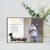 金ゴールドと黒の写真卒業パーティーの招待状 招待状 (スタンド正面)