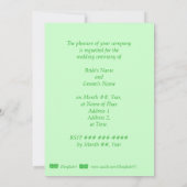 金ゴールドのの緑のシャムロックは結婚式の招待に点を打ちます 招待状 (裏面)