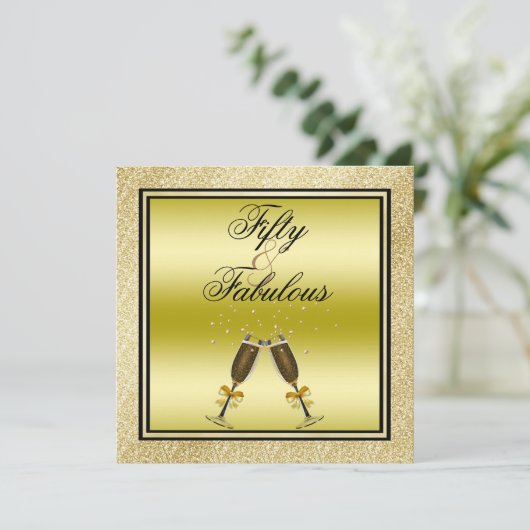 金ゴールドのグリッターの小剣及びシャンペンすばらしい50 招待状 (スタンド正面)