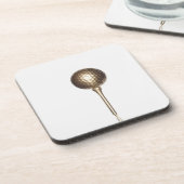 金ゴールドのゴルフ・ボールおよびティー コースター (左側)