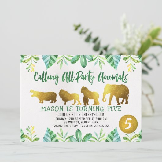金ゴールドのサファリ動物の誕生日の招待状 招待状 (スタンド正面)