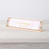 金ゴールドのピンクの花柄 デスクネームプレート (正面)