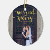 金ゴールドのメリーで、結婚したな新婚者の休日の写真 セラミックオーナメント (左)