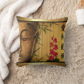 金ゴールドの仏の緑の葉及び赤い花 クッション (ブランケット)