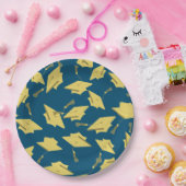 金ゴールドの卒業キャップが空中に青いおもしろいパーティー ペーパープレート (パーティー)