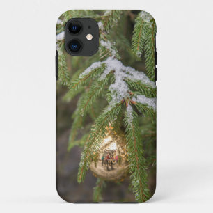 金ゴールドの常緑の木のガラスクリスマスのオーナメント iPhone 11 ケース