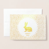 金ゴールドの年うさぎ誕生日と赤中国の 箔カード (封筒付き正面)