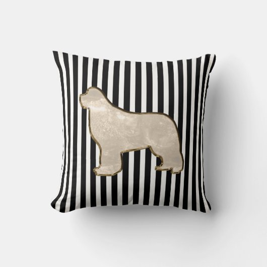 金ゴールドの数々のな側面のニューファウンドランド犬の枕 クッション (正面)