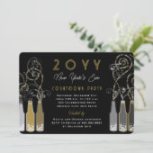 金ゴールドの泡立つボトルが大晦日のパーティーを渦巻く 招待状 (スタンド正面)