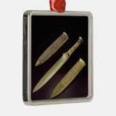金ゴールドの短剣および外装 メタルオーナメント (右)