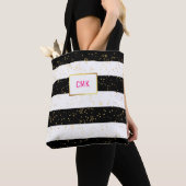 金ゴールドの紙吹雪が付いている白黒ストライプ トートバッグ (クローズアップ)