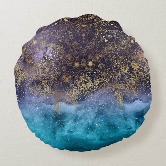 金ゴールドの花の曼荼羅および紙吹雪のイメージ ラウンドクッション (裏面)