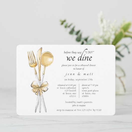金ゴールドの食事用器具類のリハーサルのディナー・パーティ 招待状 (スタンド正面)