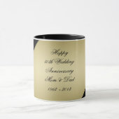 金ゴールドの黒第50の結婚記念日 マグカップ (中央)