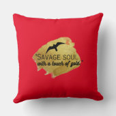 「金ゴールドのtouchを持った凶暴な魂」 クッション (裏面)