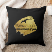 「金ゴールドのtouchを持った凶暴な魂」 クッション (ブランケット)