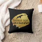 「金ゴールドのtouchを持った凶暴な魂」 クッション (ブランケット)