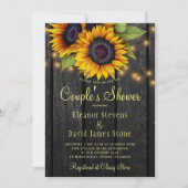 金ゴールドひまわり素朴な納屋の木のカップルのシャワー 招待状 (正面)