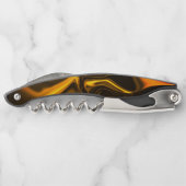 金ゴールドまたは黄色のカーブ。 ソムリエナイフ (裏面)