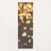 金ゴールドイエローメープル秋葉のアスファルトモノグラム ヨガマット (正面)