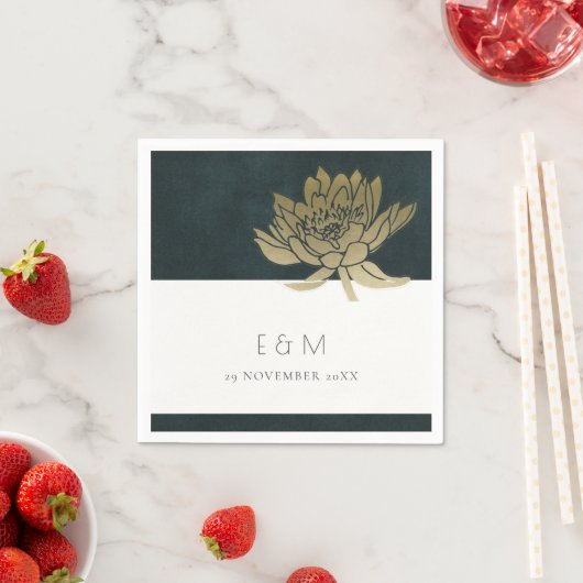 金ゴールドエメラルドグリーンロータスモノグラム結婚ズ スタンダードカクテルナプキン (インサイチュ)