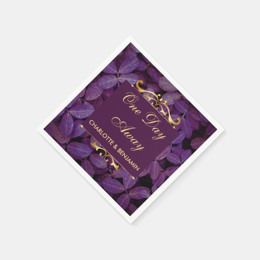 金ゴールドエレガントとパープルリハーサルディナー スタンダードカクテルナプキン (角)