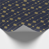 金ゴールドエレガントの雪が青いクリスマスに輝く ラッピングペーパー (角)