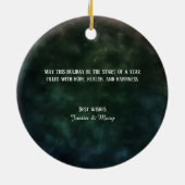 金ゴールドエレガントクリスマスベルとフェスティバルボウホリー セラミックオーナメント (裏面)