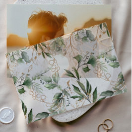 金ゴールドエレガントユーカリプスグリーナリーサージオーバーレイ ベラム紙招待状