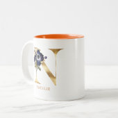 金ゴールドカスタムアルファベットNモノグラム |秋のフローラ ツートーンマグカップ (正面左)