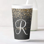 金ゴールドカスタムグリッターブラックスパークルモノグラム カフェラテマグ<br><div class="desc">ブラックのブラッシュドエレガントメタル背景に金ゴールドグリッターを搭載したトレンディーかわいらしラテマグデザインを簡単にパーソナライズする。</div>