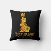 金ゴールドグラディエント年のウサギの〔占星術の〕十二宮図ブラック クッション (裏面)