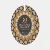 金ゴールドグリッターひまわりジオマンダラ記念日 メタルオーナメント (正面左)